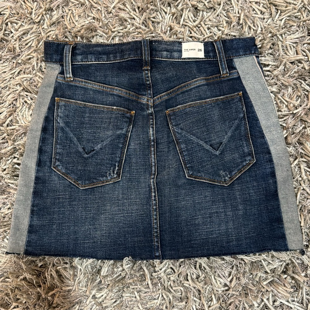 Hudson Denim Mini Skirt. Women’s Size 26.